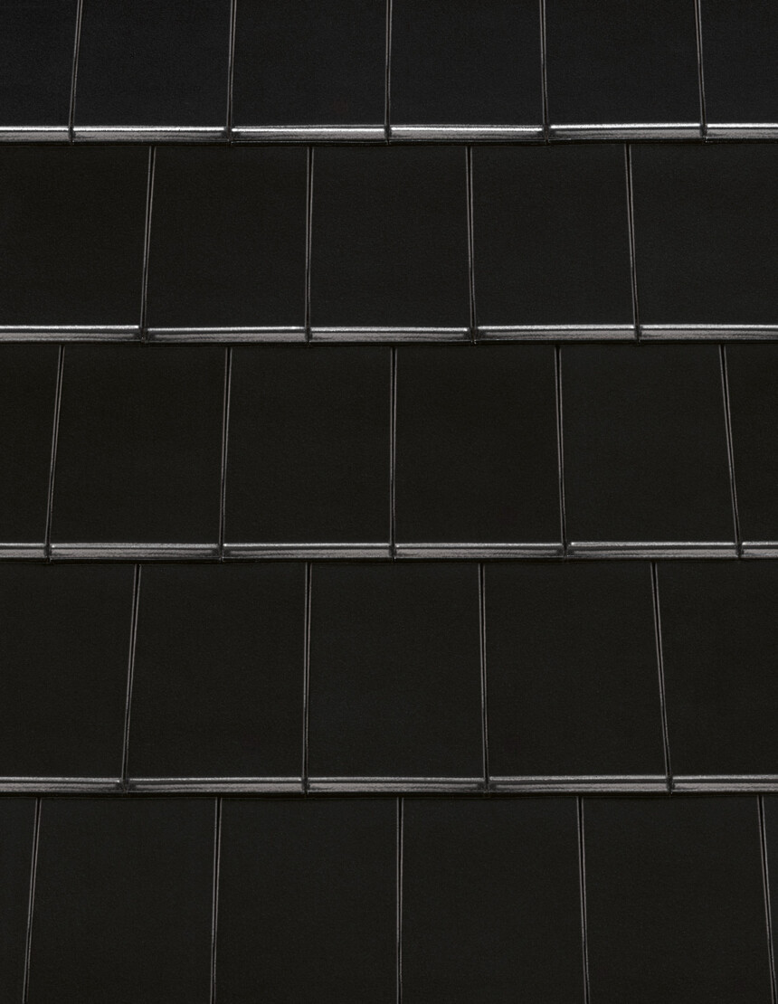 Negru   glazură – laying